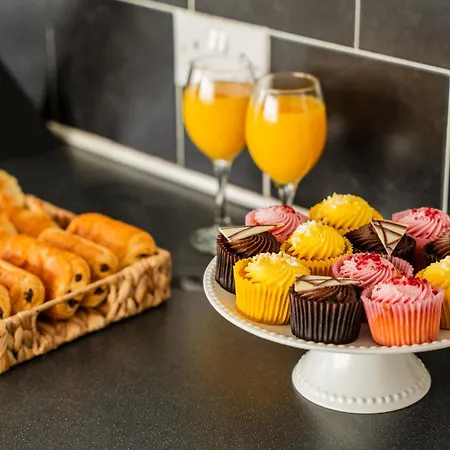 Jubilee House By Horizon * Eston