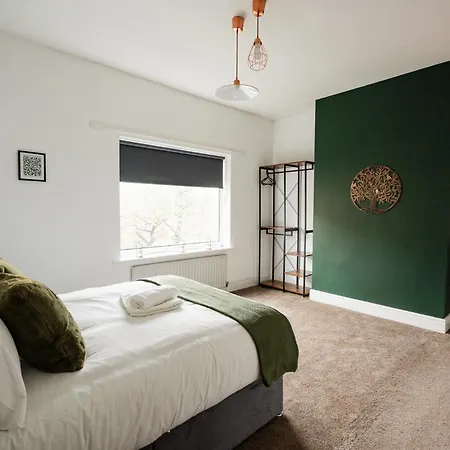 4Br Jubilee House Contractor Stay 7 Guests