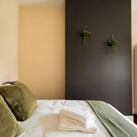 4Br Jubilee House Contractor Stay 7 Guests