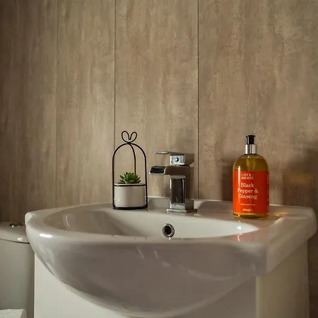 Jubilee House By Horizon Appartamento Eston