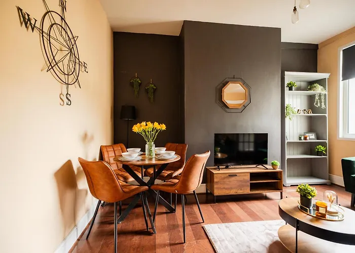 Apartment Jubilee House By Horizon