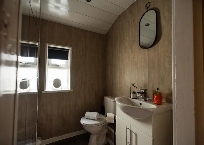 Apartment Jubilee House By Horizon Eston