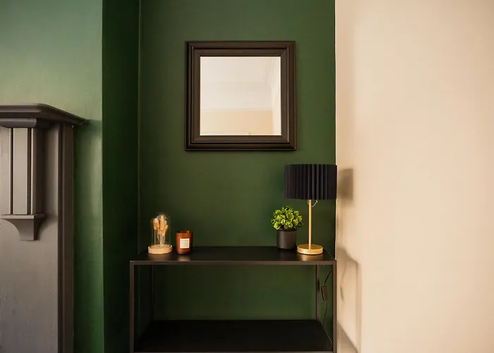 Apartment Jubilee House By Horizon Eston